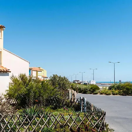 Renove En Front De Avec Parking A Narbonne-plage - Fr-1-409-229
